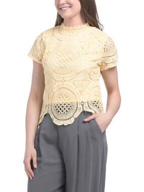 ULTRA PINK Medallion Crochet Top